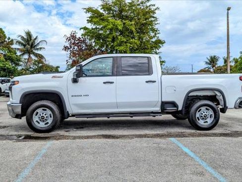 Used 2023 Chevrolet Silverado 2500 W/T w/ WT Convenience Package image 3