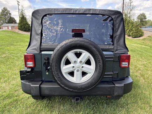 Used 2008 Jeep Wrangler X image 3