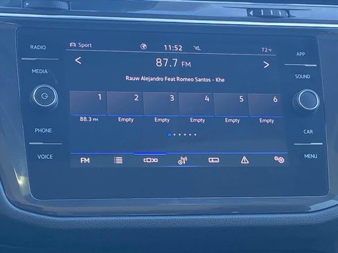 Certified 2023 Volkswagen Tiguan SE image 8