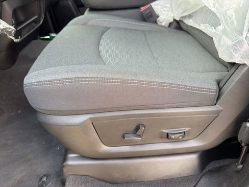 Used 2025 RAM 2500 Big Horn image 5