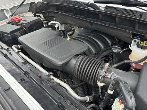 Used 2024 GMC Sierra 1500 SLT w/ SLT Premium Plus Package image 32