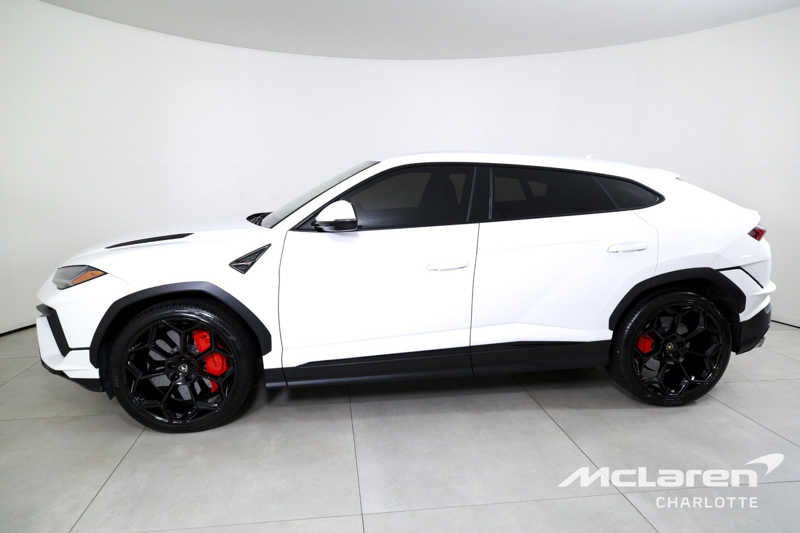 Used 2024 Lamborghini Urus S AWD/4WD image 5