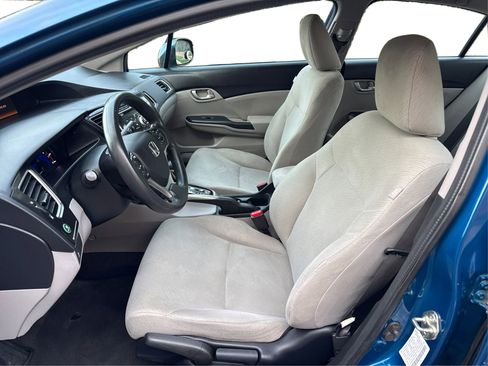 Used 2013 Honda Civic LX image 9