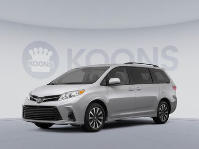 Used 2018 Toyota Sienna XLE Premium