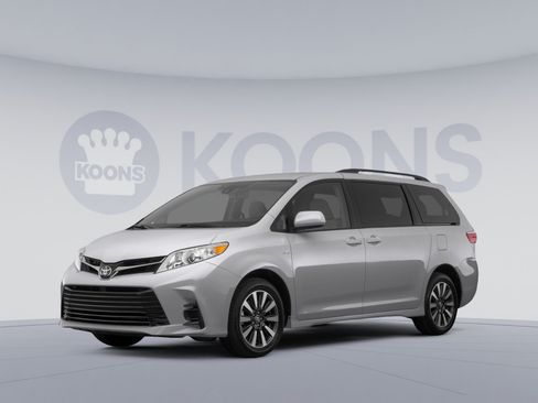 Used 2018 Toyota Sienna XLE Premium AWD/4WD image 1