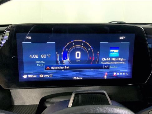 Used 2025 Chevrolet Traverse High Country w/ LPO, Floor Liner Package AWD/4WD image 20