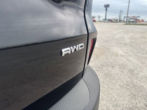 Used 2025 Ford Escape Active AWD/4WD image 9