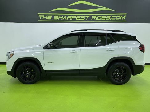 Used 2022 GMC Terrain AT4 w/ Infotainment Package II image 6