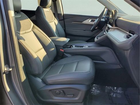 New 2025 Ford Explorer Active w/ Active Comfort Package image 15
