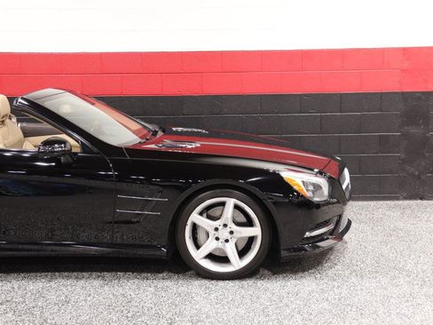 Used 2013 Mercedes-Benz SL 550 w/ Premium Pkg image 6