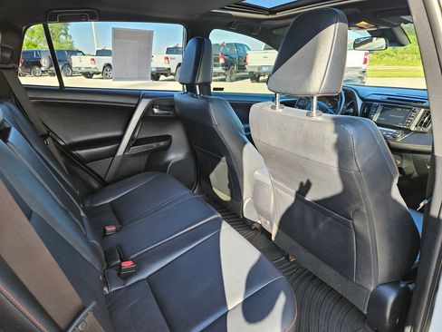Used 2017 Toyota RAV4 SE AWD/4WD image 29