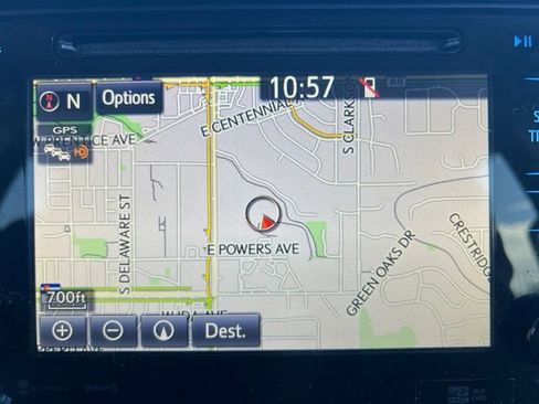 Used 2017 Toyota Sienna SE Premium FWD image 16