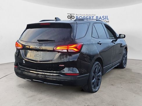 Used 2024 Chevrolet Equinox RS w/ RS Leather Package image 5