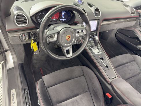 Certified 2019 Porsche 718 Boxster GTS image 4
