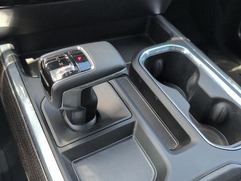 Used 2023 Chevrolet Silverado 1500 RST AWD/4WD image 18