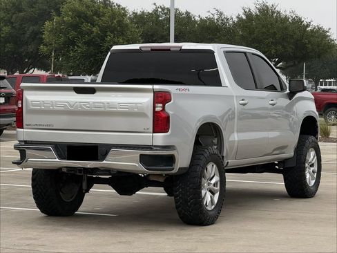 Used 2020 Chevrolet Silverado 1500 LT w/ Fleet Comfort Package AWD/4WD image 3