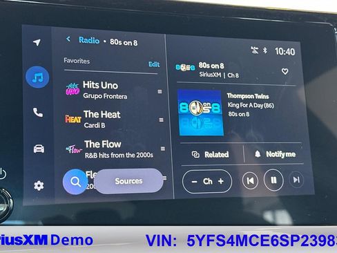 Certified 2025 Toyota Corolla SE w/ Convenience Package image 28