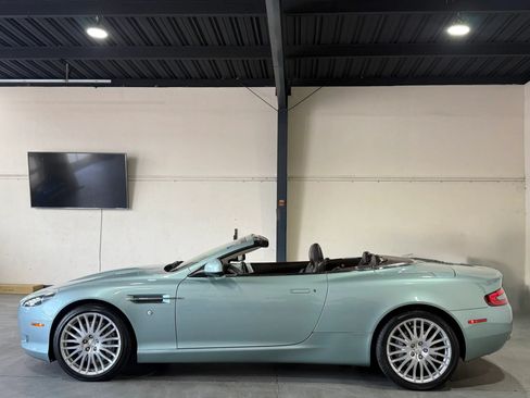 Used 2010 Aston Martin DB9 Volante RWD image 10