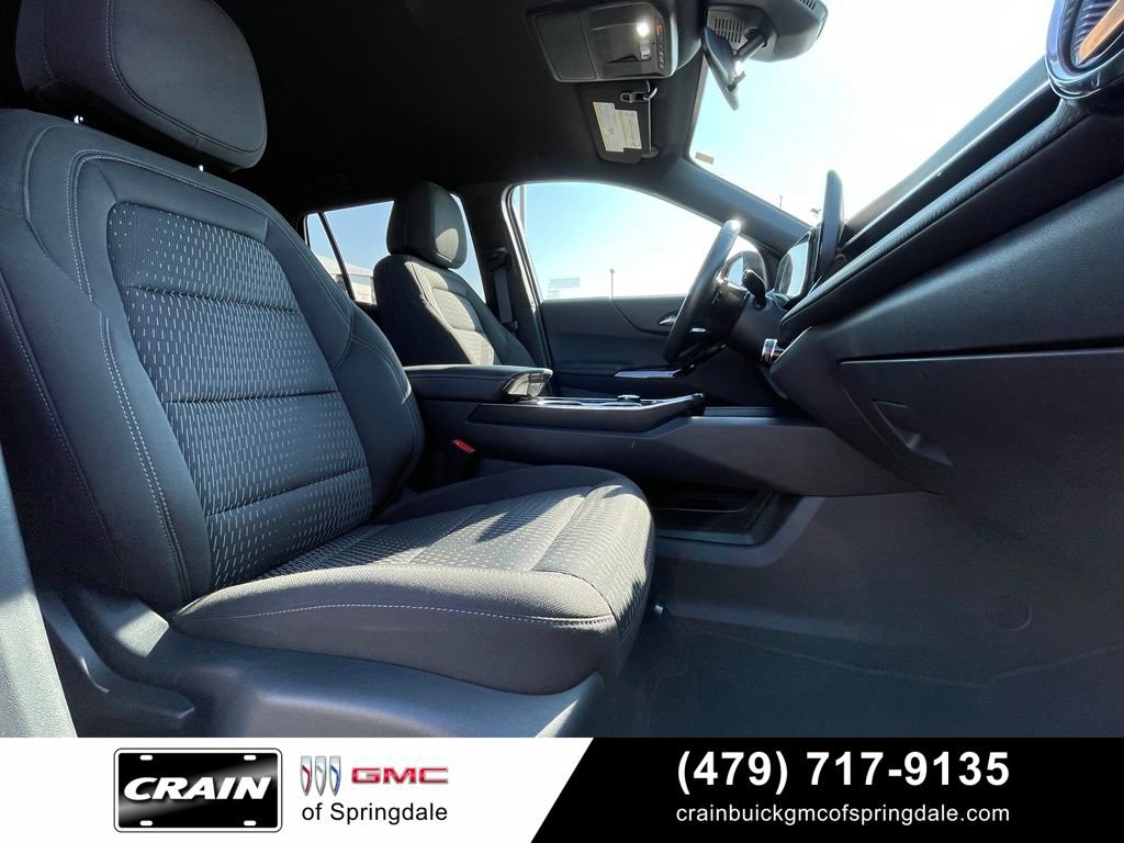 Used 2026 Chevrolet Equinox LT FWD image 30