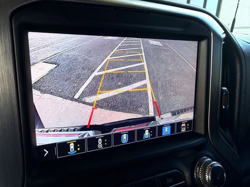 Used 2022 GMC Sierra 2500 Denali AWD/4WD image 17