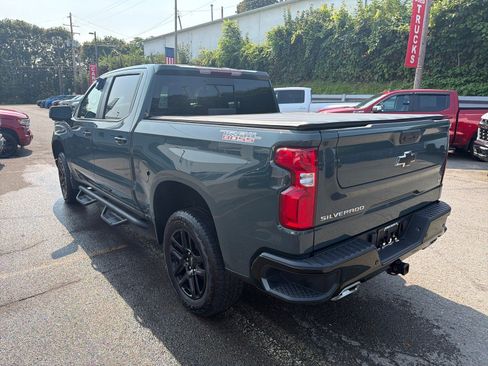 Used 2025 Chevrolet Silverado 1500 LT Trail Boss w/ LT Trail Boss Premium Package AWD/4WD image 11