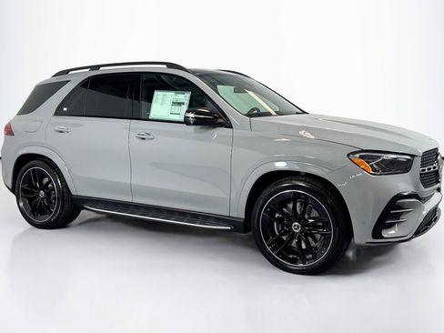 New 2026 Mercedes-Benz GLE 580 4MATIC image 3