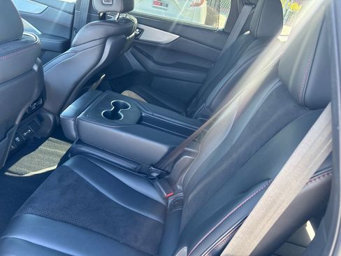 Used 2023 Acura MDX A-Spec image 12