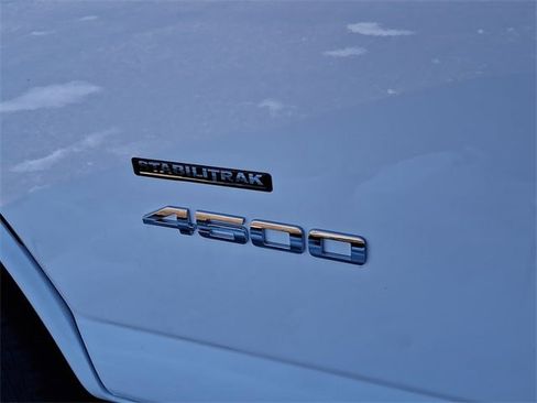 New 2024 Chevrolet Express 4500 w/ Power Convenience Package image 18