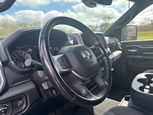 Used 2024 RAM 2500 Big Horn image 17