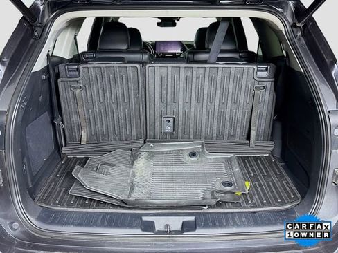 Used 2023 Toyota Highlander Platinum image 27