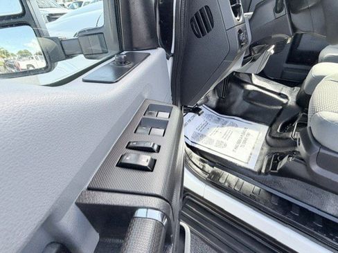 Used 2016 Ford F250 XL w/ Power Equipment Group RWD image 16