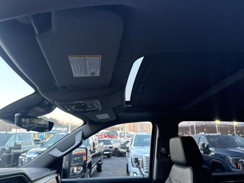 New 2026 GMC Sierra 2500 Denali w/ Denali Reserve Package image 24