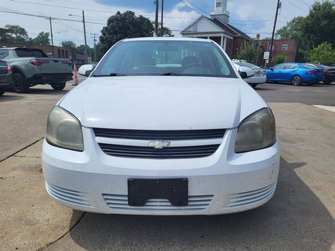 Used 2009 Chevrolet Cobalt LT FWD image 2