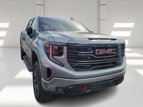 Used 2024 GMC Sierra 1500 AT4 w/ Technology Package image 3