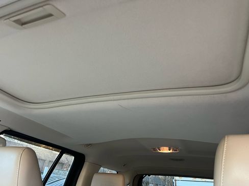 Used 2010 Ford Explorer XLT image 14