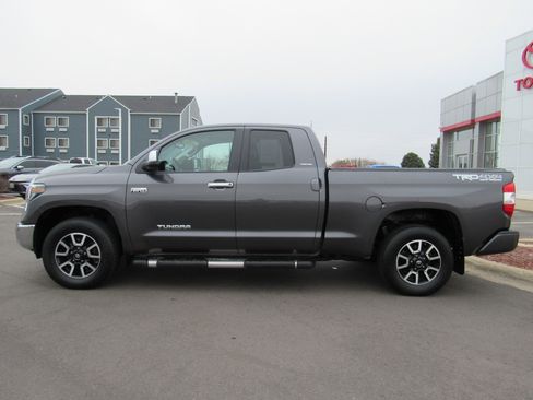 Used 2019 Toyota Tundra Limited w/ Limited Premium Package image 9
