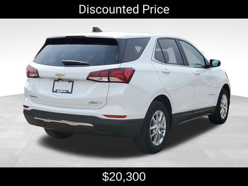 Certified 2022 Chevrolet Equinox LT w/ LPO, Floor Liner Package FWD image 3