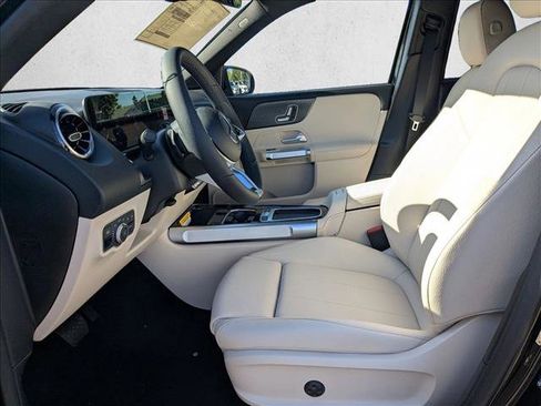 New 2026 Mercedes-Benz GLB 250 image 4
