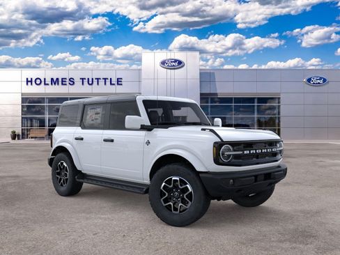 New 2026 Ford Bronco Outer Banks AWD/4WD image 7