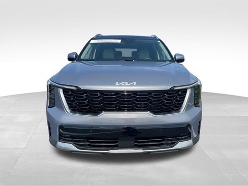 Used 2025 Kia Sorento EX w/ Panoramic Sunroof Package FWD image 8
