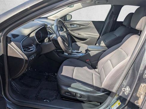 Used 2017 Chevrolet Malibu Hybrid FWD image 14