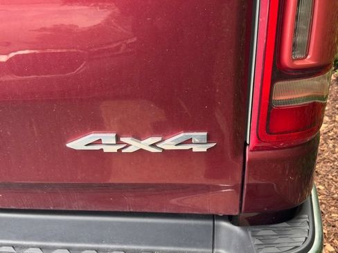 Used 2022 RAM 1500 Laramie AWD/4WD image 6
