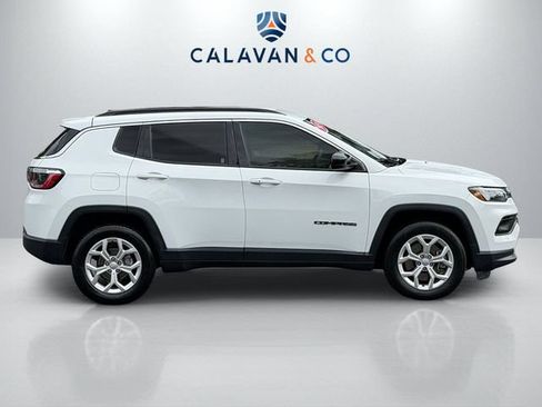 Used 2024 Jeep Compass Latitude AWD/4WD image 8