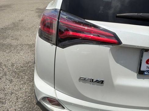 Used 2017 Toyota RAV4 Limited FWD image 8