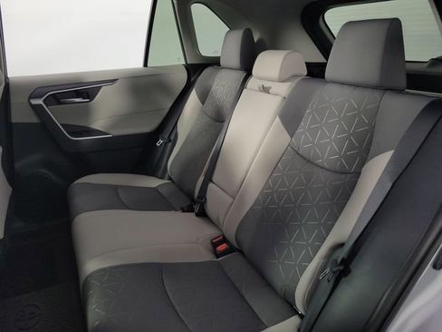 Used 2025 Toyota RAV4 XLE w/ Convenience Package FWD image 17