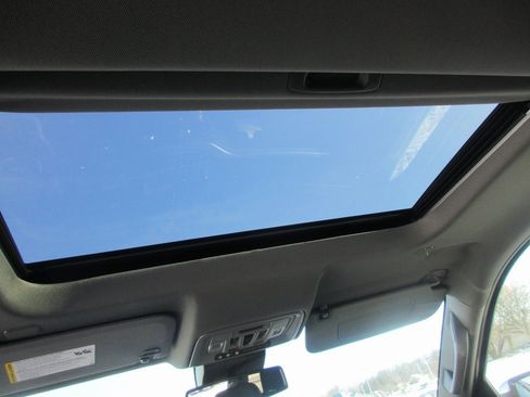 New 2026 GMC Sierra 1500 SLT w/ SLT Premium Plus Package image 15