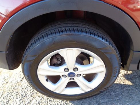 Used 2014 Ford Escape SE image 27