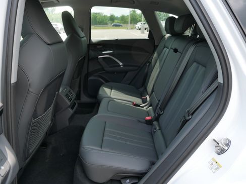 New 2025 Audi Q5 Premium Plus image 8