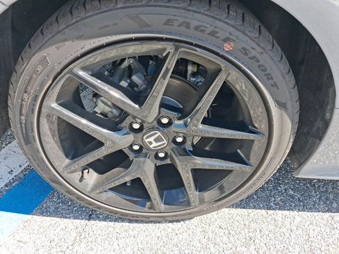 Used 2025 Honda Civic Sport image 12