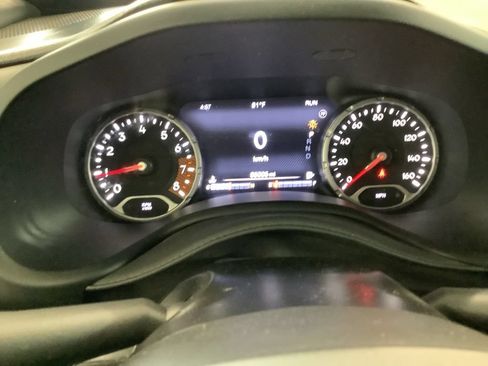 Used 2021 Jeep Renegade Limited AWD/4WD image 9